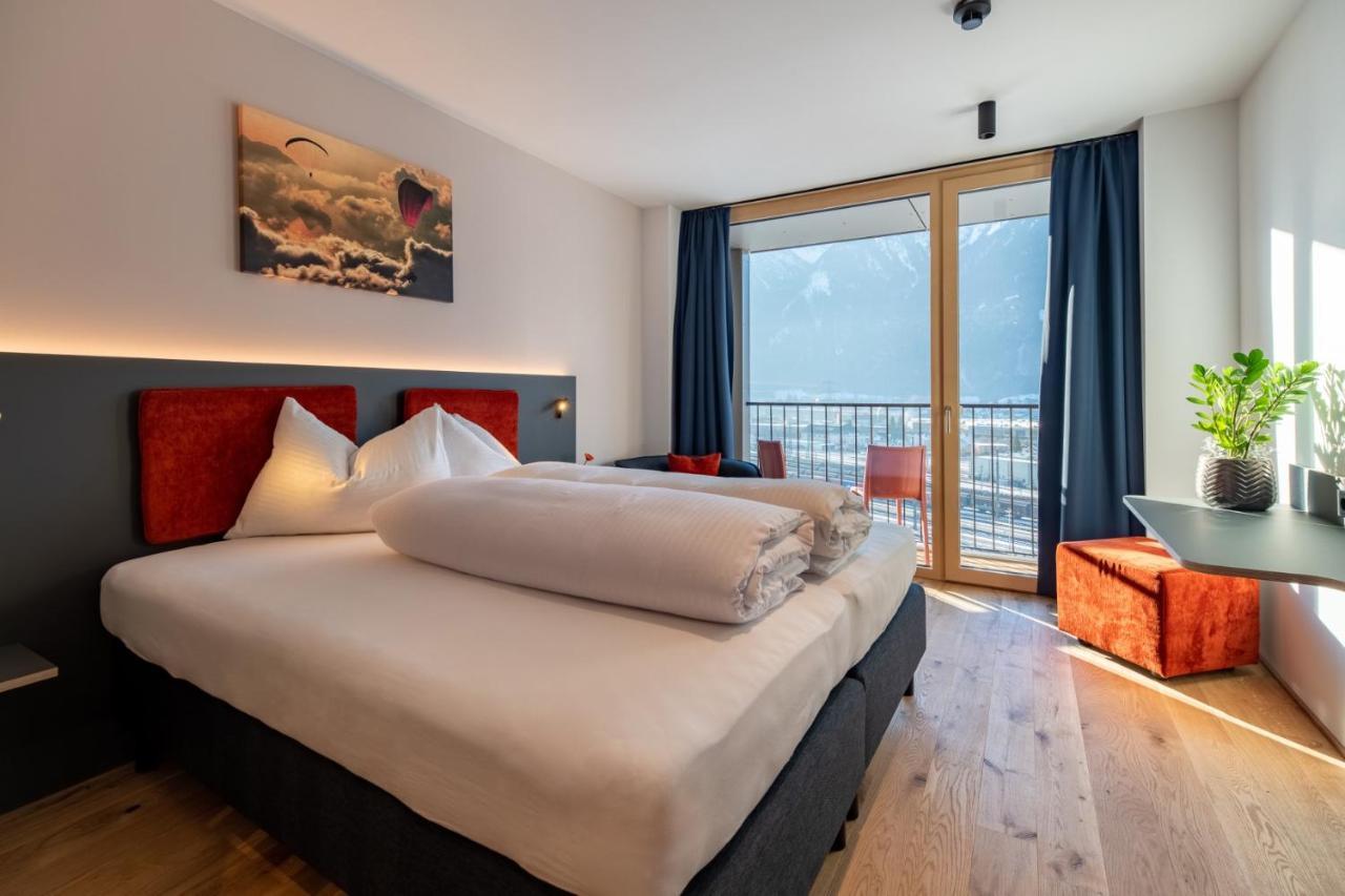 Alpstadt Lifestyle Hotel บลูเดนซ์ ภายนอก รูปภาพ